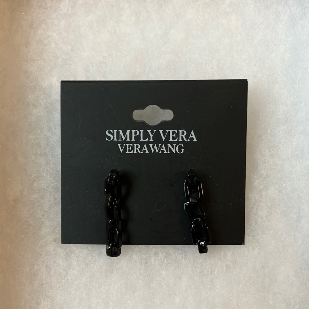 NWT SVVW Simply Vera Vera Wang Black Chain Link Earrings